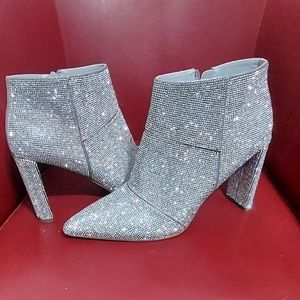 STEVE MADDEN silver rhinestone ankle bootie size 10